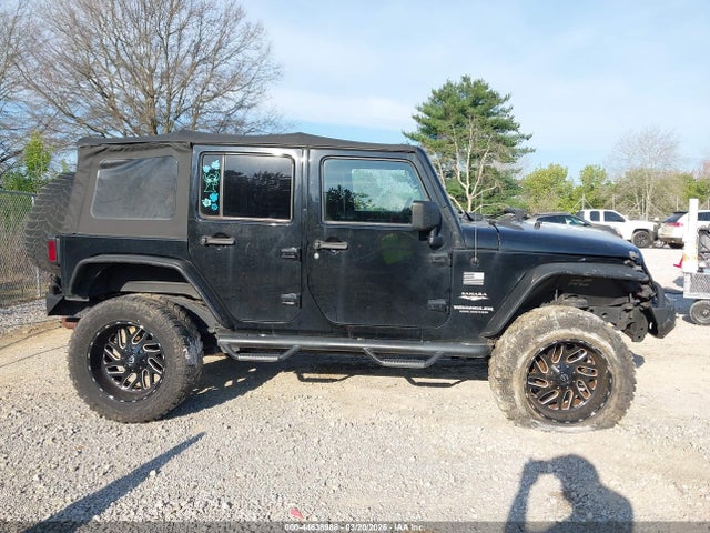 1C4BJWEG8FL624909 Jeep Wrangler Unlimited Sahara