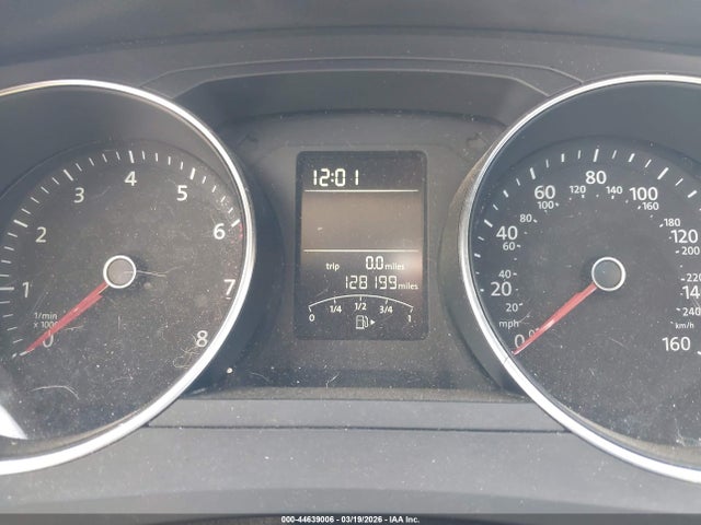 44639006 :رقم المزاد ، 3VW267AJ5GM353331 vin ، 2016 Volkswagen Jetta 1.4t S مزاد بيع
