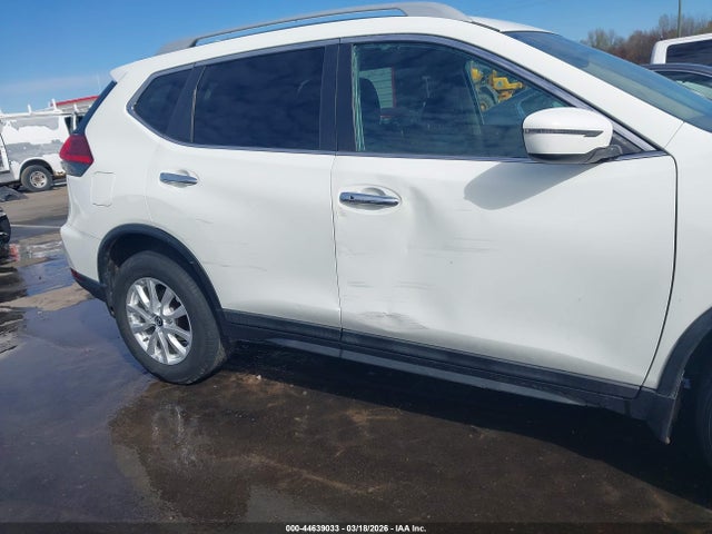 Aukcja sprzedaży 2017 Nissan Rogue Sv, vin: 5N1AT2MV1HC882847, numer aukcji: 44639033