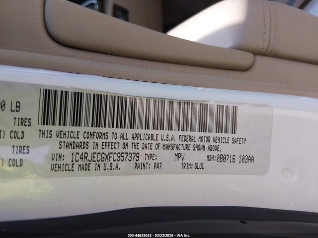 1C4RJECGXFC957379 Jeep Grand Cherokee Overland