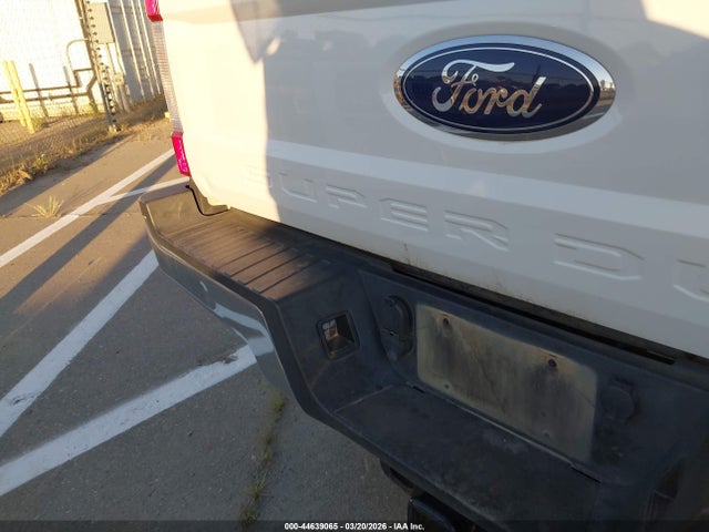 Ford F-350 Xl 2018 1FT8W3B61JEC83856 Image 12