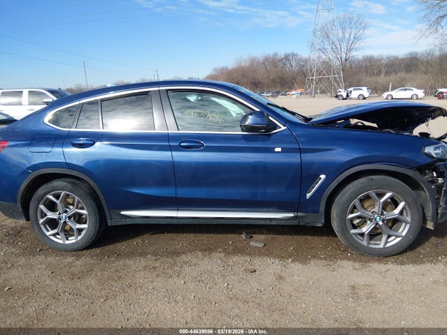 2022 Bmw X4 Xdrive30i მანქანა იყიდება აუქციონზე, vin: 5UX33DT02N9J81854, აუქციონის ნომერი: 44639086