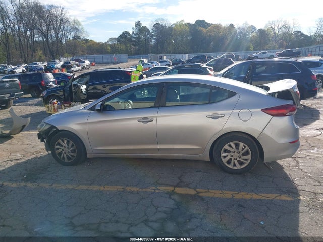 Продаж на аукціоні авто 2017 Hyundai Elantra Se, vin: 5NPD74LF2HH205810, номер лоту: 44639097
