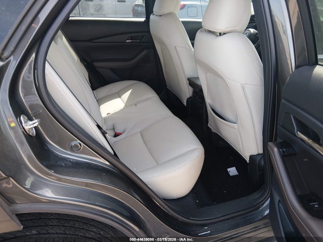 44639098 :رقم المزاد ، 3MVDMBDL3NM447088 vin ، 2022 Mazda Cx-30 Premium مزاد بيع