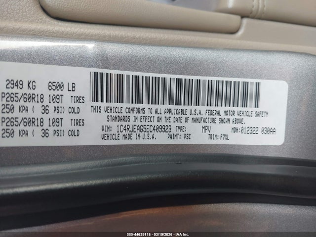 1C4RJEAG5EC409923 Jeep Grand Cherokee Laredo