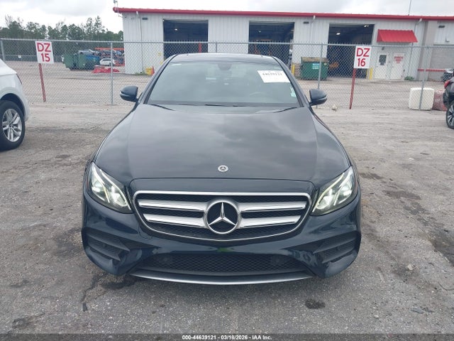Продажа на аукционе авто 2017 Mercedes-benz E 300, vin: WDDZF4JB1HA055579, номер лота: 44639121