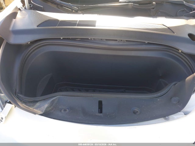 2021 TESLA MODEL Y 5YJYGDEE5MF204830 Photo 9