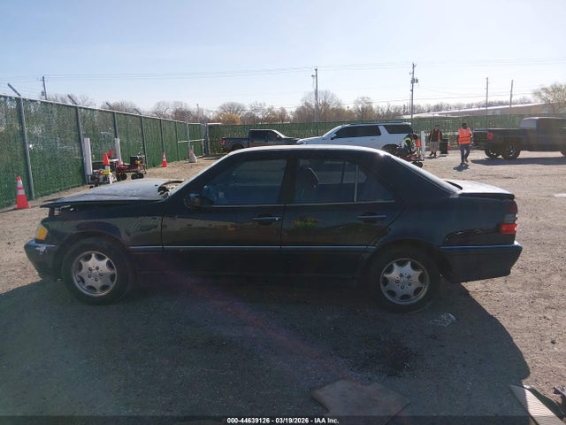1999 Mercedes-benz C 230 Kompressor მანქანა იყიდება აუქციონზე, vin: WDBHA24G0XA782984, აუქციონის ნომერი: 44639126