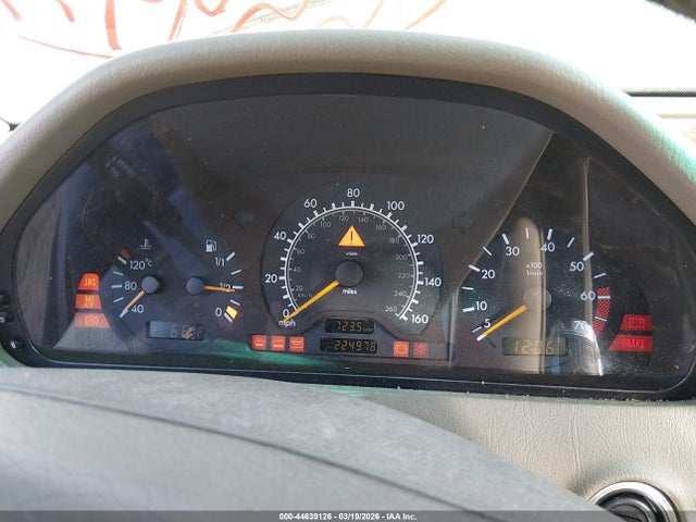 1999 Mercedes-benz C 230 Kompressor მანქანა იყიდება აუქციონზე, vin: WDBHA24G0XA782984, აუქციონის ნომერი: 44639126