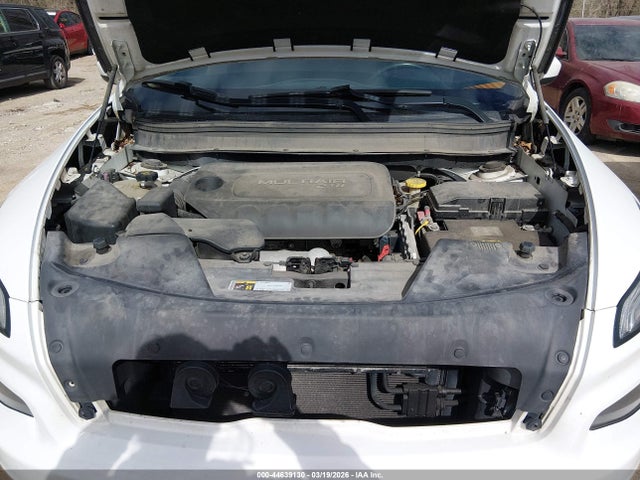 Продажа на аукционе авто 2015 Jeep Cherokee Latitude, vin: 1C4PJLCBXFW585010, номер лота: 44639130