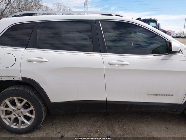 Продажа на аукционе авто 2015 Jeep Cherokee Latitude, vin: 1C4PJLCBXFW585010, номер лота: 44639130