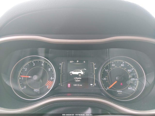 Продажа на аукционе авто 2015 Jeep Cherokee Latitude, vin: 1C4PJLCBXFW585010, номер лота: 44639130