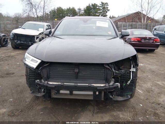 WA1BNAFY9J2243576 Audi Q5 2.0t Premium/2.0t Tech Premium