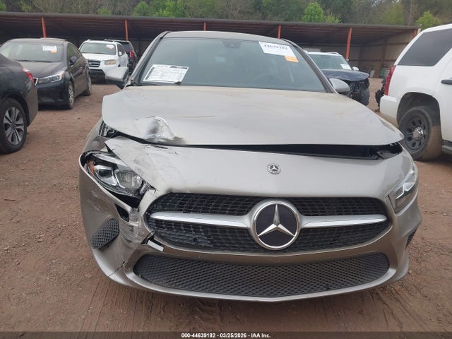 44639182 :رقم المزاد ، W1K3G4EB8LW044846 vin ، 2020 Mercedes-benz A 220 مزاد بيع