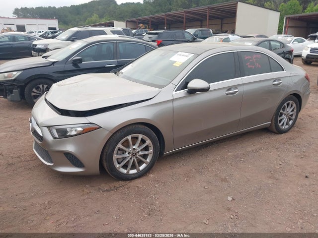 44639182 :رقم المزاد ، W1K3G4EB8LW044846 vin ، 2020 Mercedes-benz A 220 مزاد بيع