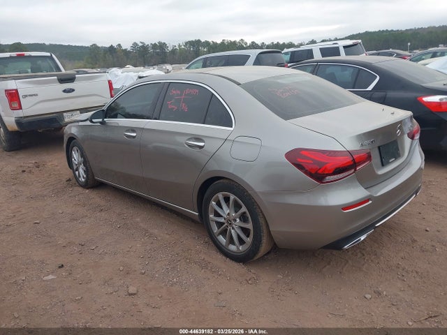 44639182 :رقم المزاد ، W1K3G4EB8LW044846 vin ، 2020 Mercedes-benz A 220 مزاد بيع