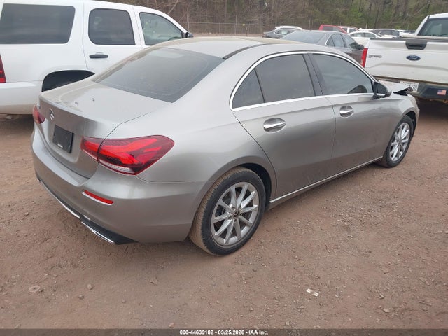 44639182 :رقم المزاد ، W1K3G4EB8LW044846 vin ، 2020 Mercedes-benz A 220 مزاد بيع