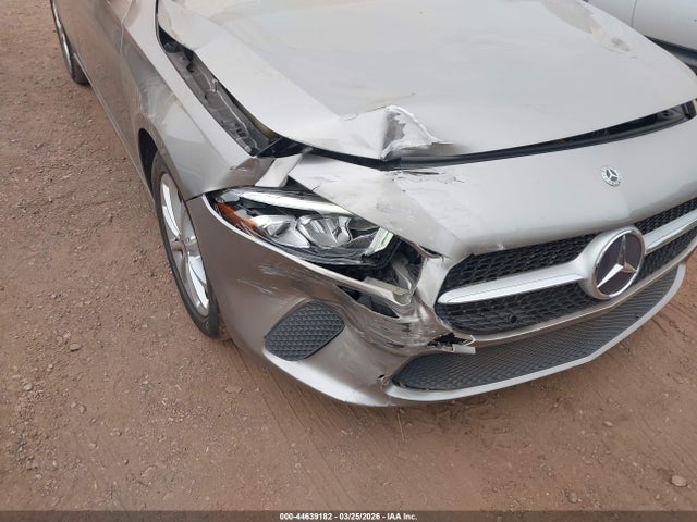 44639182 :رقم المزاد ، W1K3G4EB8LW044846 vin ، 2020 Mercedes-benz A 220 مزاد بيع
