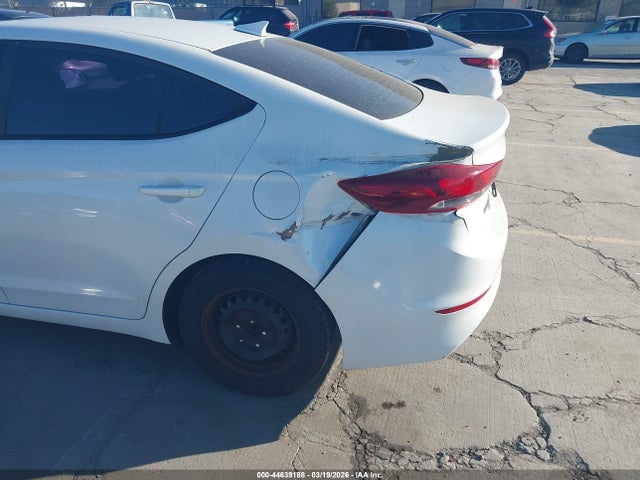5NPD74LF0HH093251 Hyundai ELANTRA SE
