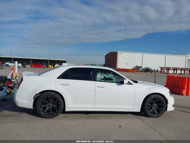 Продаж на аукціоні авто 2020 Chrysler 300 300s, vin: 2C3CCABT8LH220511, номер лоту: 44639189