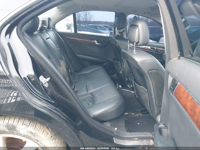 Продаж на аукціоні авто 2010 Mercedes-benz C 300 Luxury 4matic, vin: WDDGF8BBXAF520446, номер лоту: 44639224