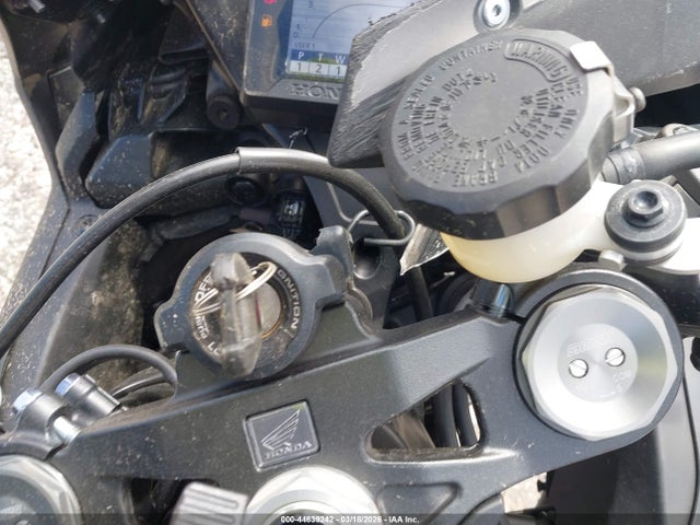 44639242 :رقم المزاد ، JH2SC7757MK400312 vin ، 2021 Honda Cbr1000 Ra مزاد بيع