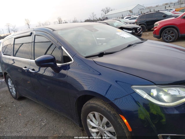Aukcja sprzedaży 2019 Chrysler Pacifica Touring Plus, vin: 2C4RC1FG9KR635784, numer aukcji: 44639245
