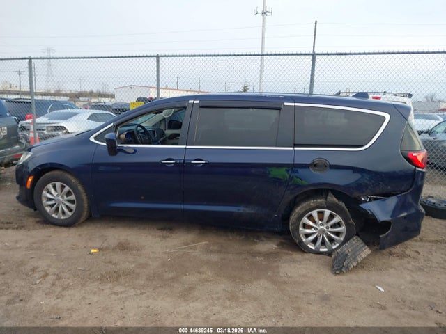 Aukcja sprzedaży 2019 Chrysler Pacifica Touring Plus, vin: 2C4RC1FG9KR635784, numer aukcji: 44639245
