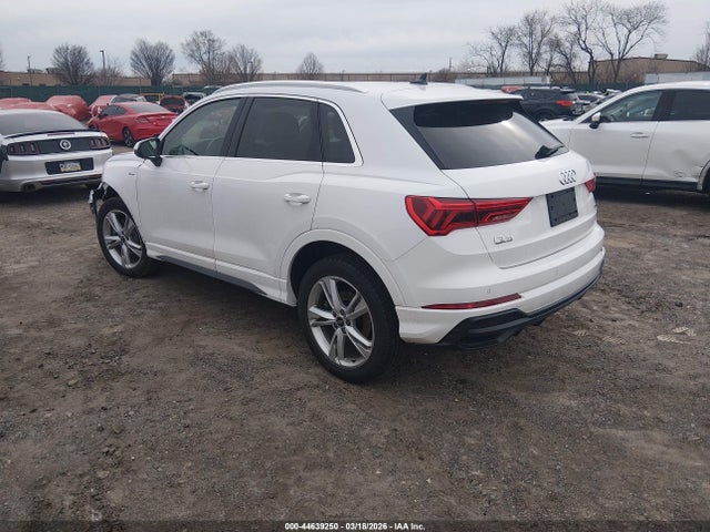 2022 AUDI Q3 WA1DECF32N1131304 Photo 2