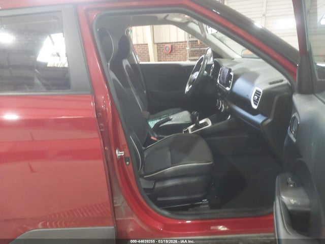 44639255 :رقم المزاد ، KMHRC8A36NU186032 vin ، 2022 Hyundai Venue Limited مزاد بيع