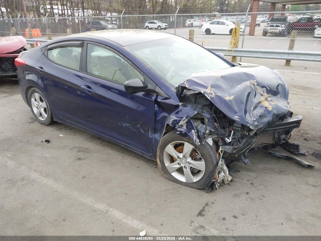 2013 Hyundai Elantra Gls მანქანა იყიდება აუქციონზე, vin: 5NPDH4AE9DH288606, აუქციონის ნომერი: 44639265