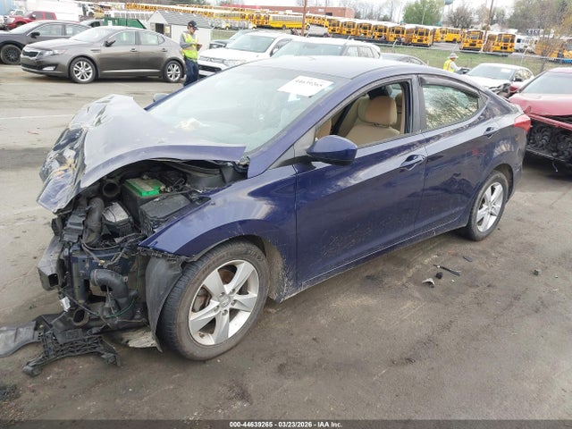 2013 Hyundai Elantra Gls მანქანა იყიდება აუქციონზე, vin: 5NPDH4AE9DH288606, აუქციონის ნომერი: 44639265