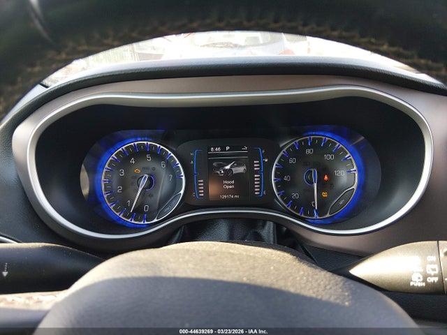 Chrysler Pacifica Touring-l 2017 2C4RC1BG0HR540450 Image 7