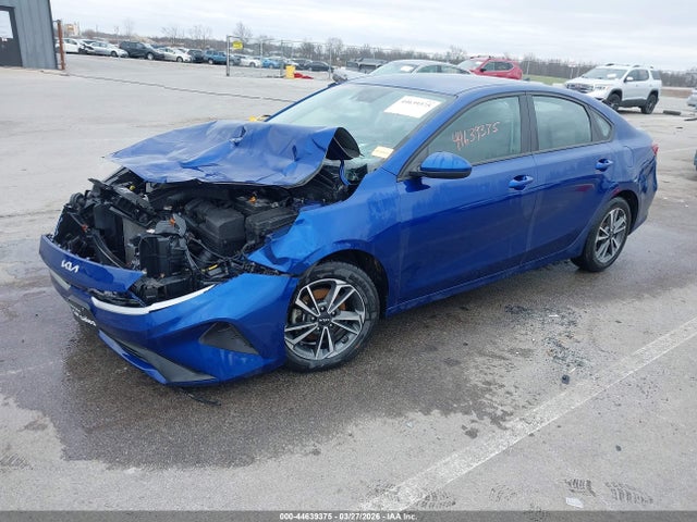 KIA Forte Lxs 2023 3KPF24AD2PE586117 Image 2