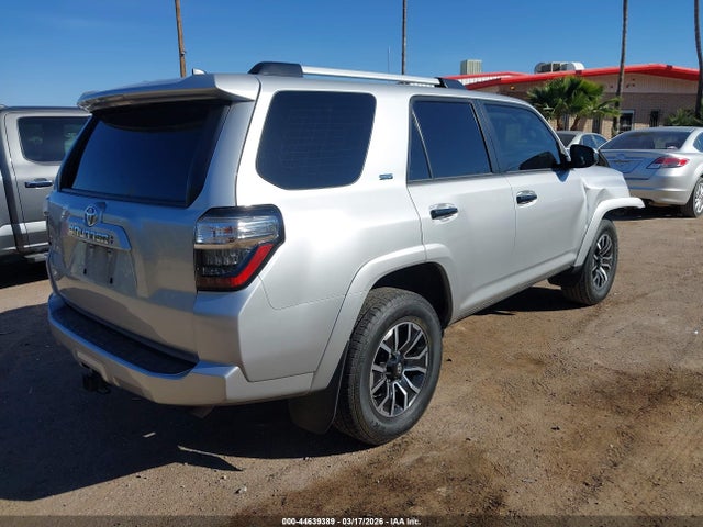 Toyota 4RUNNER SR5 2023 JTEEU5JR3P5285452 Image 4