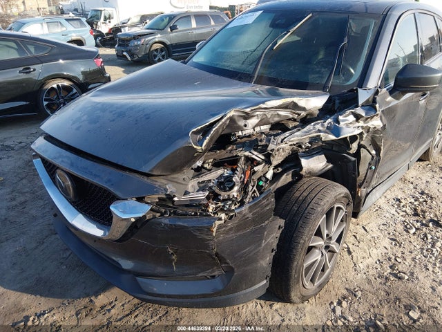 Продаж на аукціоні авто 2017 Mazda Cx-5 Grand Touring, vin: JM3KFADL5H0188602, номер лоту: 44639394