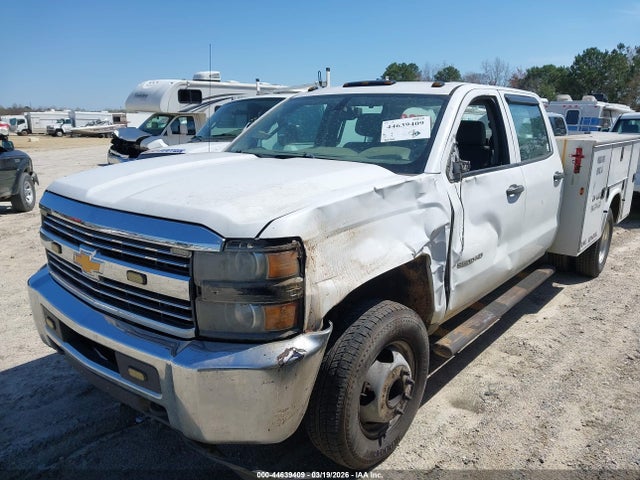 44639409 :رقم المزاد ، 1GB4CYCG7FF145482 vin ، 2015 Chevrolet Silverado 3500hd Chassis Wt مزاد بيع