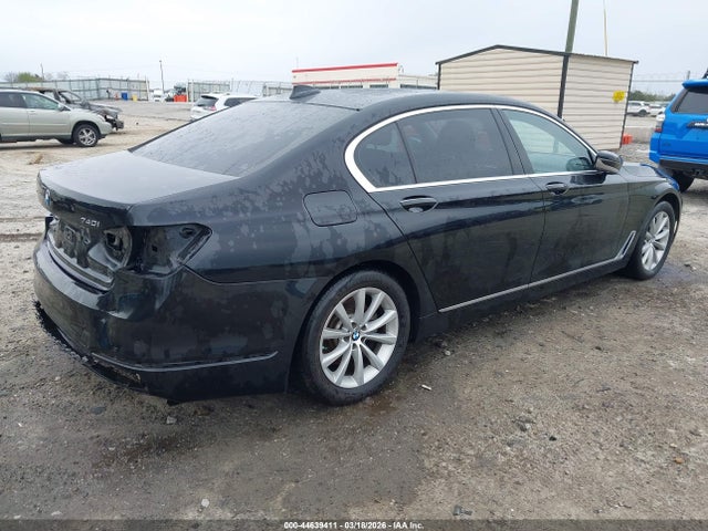 2019 BMW 740I WBA7E4C53KGV28380 Photo 3