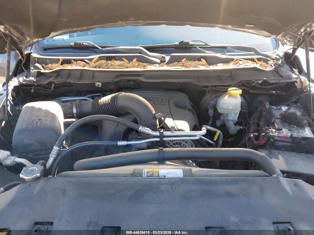44639415 :رقم المزاد ، 1C6RR7UT4HS704204 vin ، 2017 Ram 1500 Sport مزاد بيع