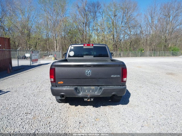 44639415 :رقم المزاد ، 1C6RR7UT4HS704204 vin ، 2017 Ram 1500 Sport مزاد بيع