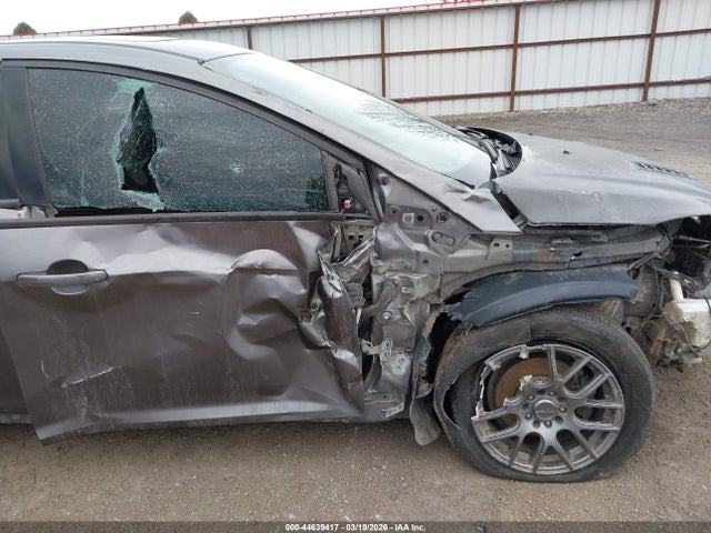 1FADP3K29EL112319 Ford FOCUS SE