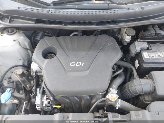 44639426 :رقم المزاد ، KMHCT4AE5FU867025 vin ، 2015 Hyundai Accent Gls مزاد بيع