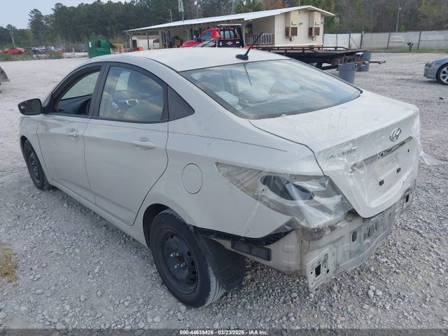 44639426 :رقم المزاد ، KMHCT4AE5FU867025 vin ، 2015 Hyundai Accent Gls مزاد بيع