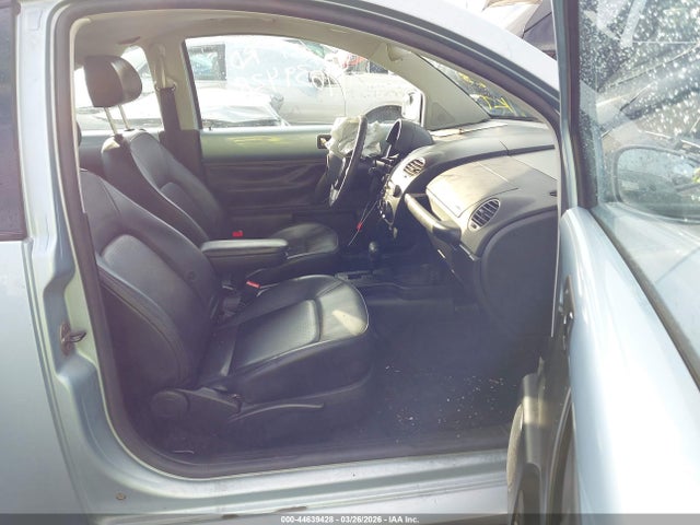 Продажа на аукционе авто 2010 Volkswagen New Beetle 2.5l Final Edition, vin: 3VWPW3AG1AM015323, номер лота: 44639428