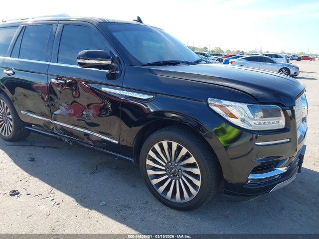 44639451 :رقم المزاد ، 5LMJJ2LT4JEL10183 vin ، 2018 Lincoln Navigator Reserve مزاد بيع