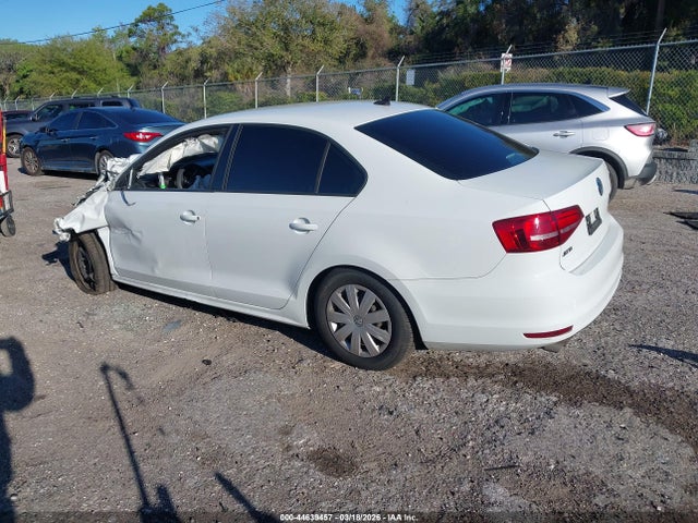 44639457 :رقم المزاد ، 3VW2K7AJ3FM407185 vin ، 2015 Volkswagen Jetta 2.0l S مزاد بيع