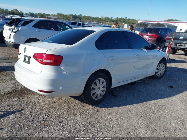 44639457 :رقم المزاد ، 3VW2K7AJ3FM407185 vin ، 2015 Volkswagen Jetta 2.0l S مزاد بيع