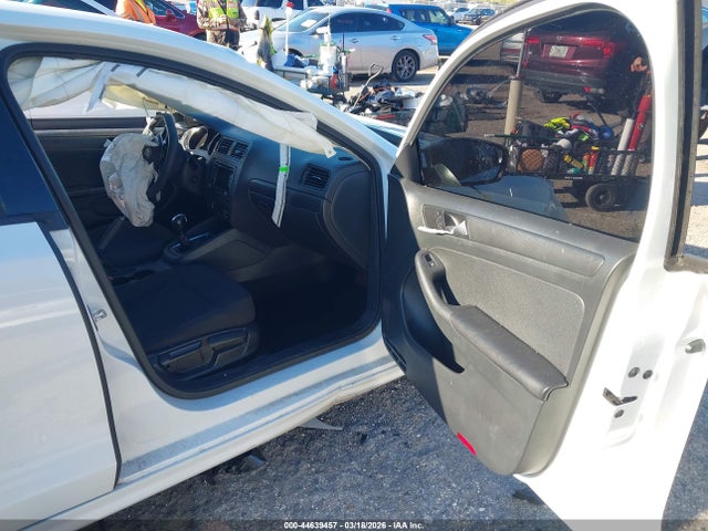 44639457 :رقم المزاد ، 3VW2K7AJ3FM407185 vin ، 2015 Volkswagen Jetta 2.0l S مزاد بيع