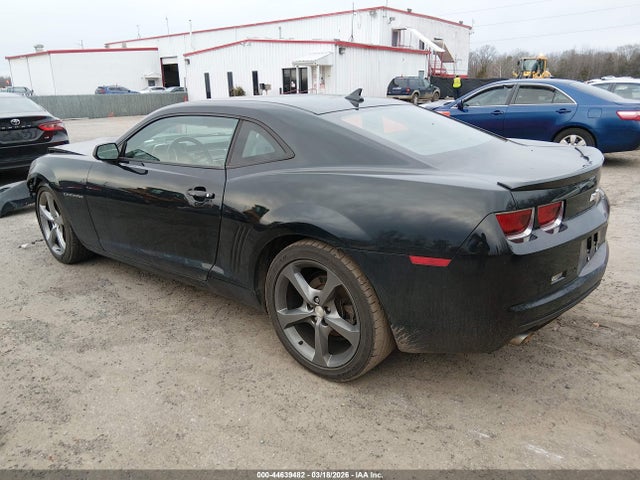 2013 CHEVROLET CAMARO 2G1FC1E31D9120825 Photo 2
