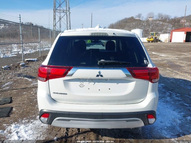 Продаж на аукціоні авто 2020 Mitsubishi Outlander Es 2.4 S-awc, vin: JA4AZ3A35LZ045658, номер лоту: 44639489